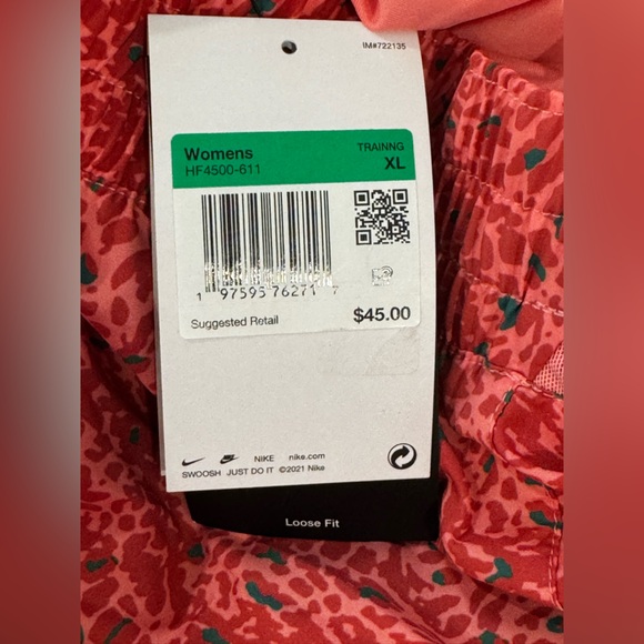 NWT Nike Athletic Shorts - Picture 7 of 7